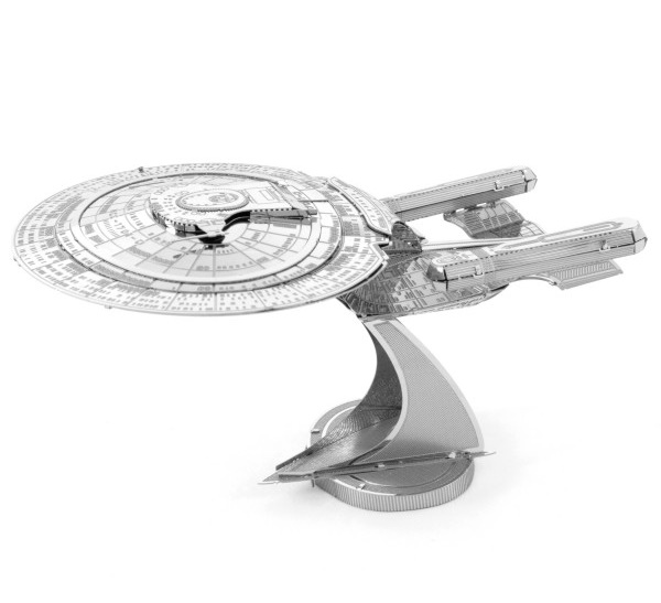 Kovový model Star Trek - USS Enterprice NCC-1701-D
