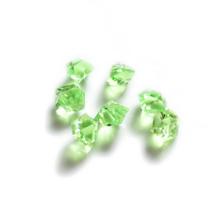 Hrací kameny - krystaly - jarně zelené